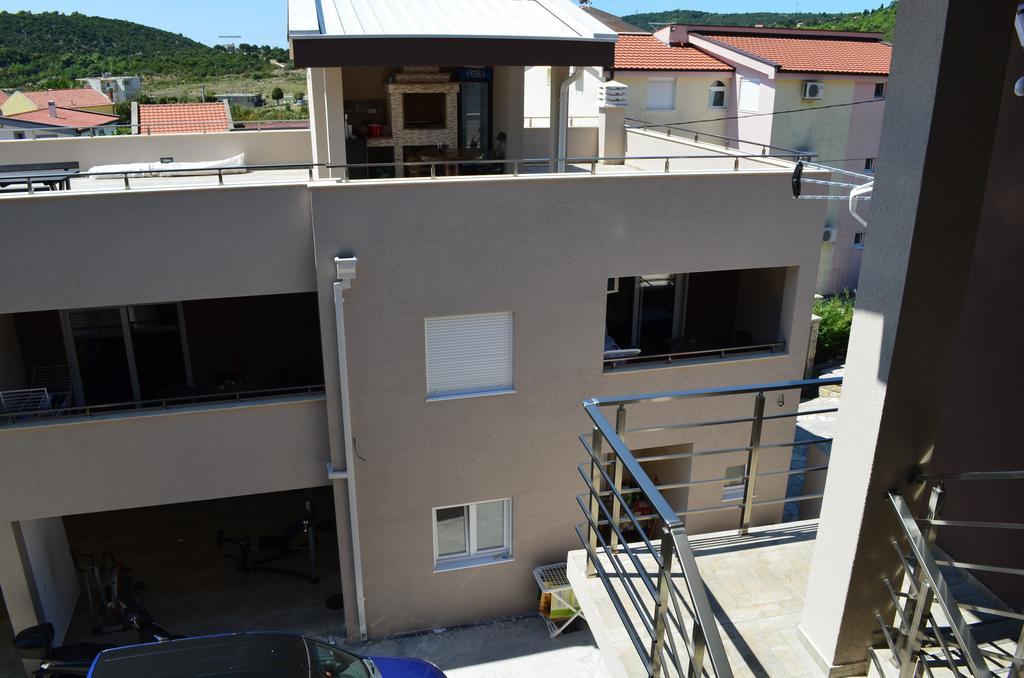Apartments Md Lux 2 Sutomore Exterior photo